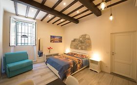 Visit Florentia Apartment